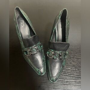 Nordstrom Black and Green Chain Detail Loafers